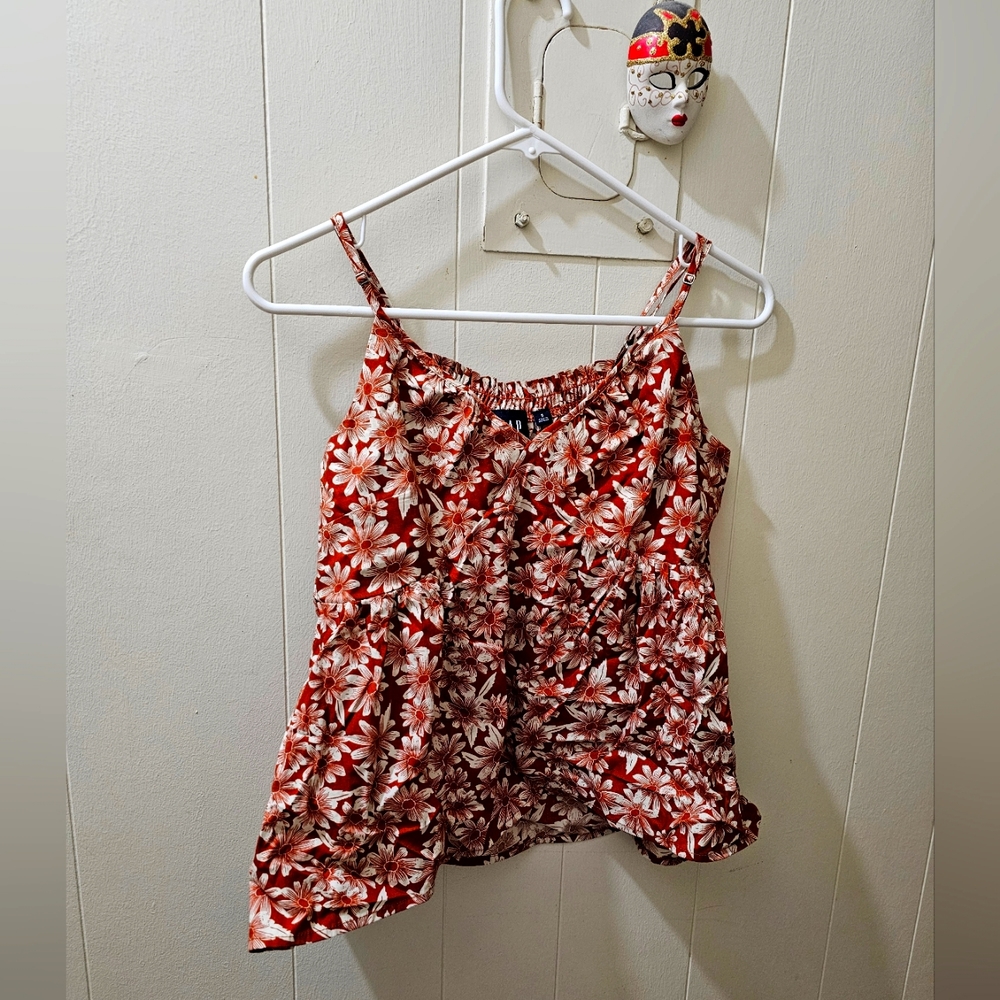 GAP Tops brown flowers